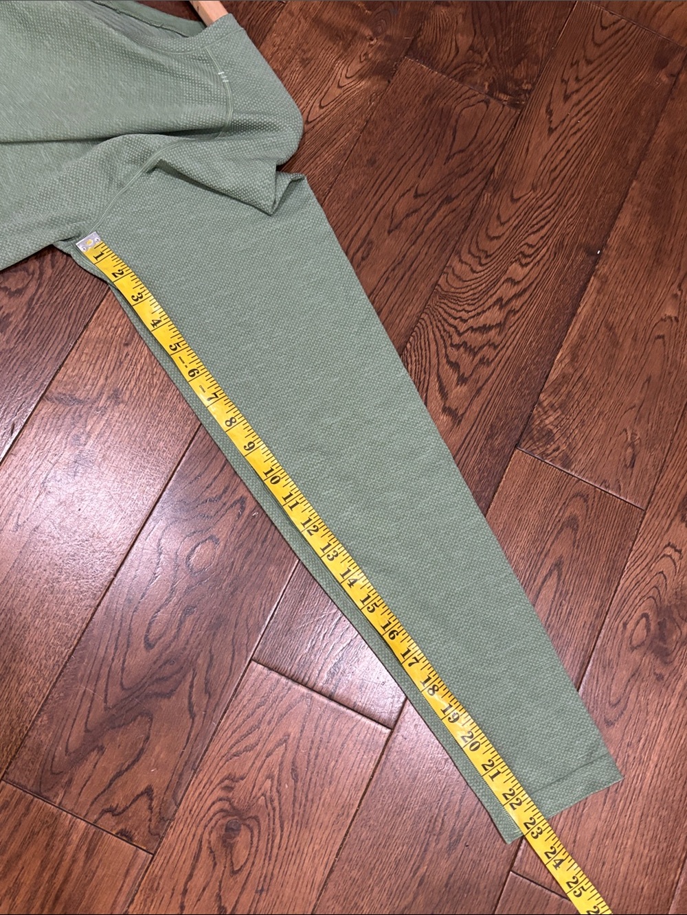 Lululemon Metal Vent Lightweight Long-Sleeve Crew in Green Size Large seamless - Picture 10 of 10